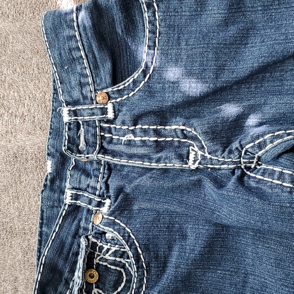 True Religion Jeans 31" inseam - Picture 7 of 13